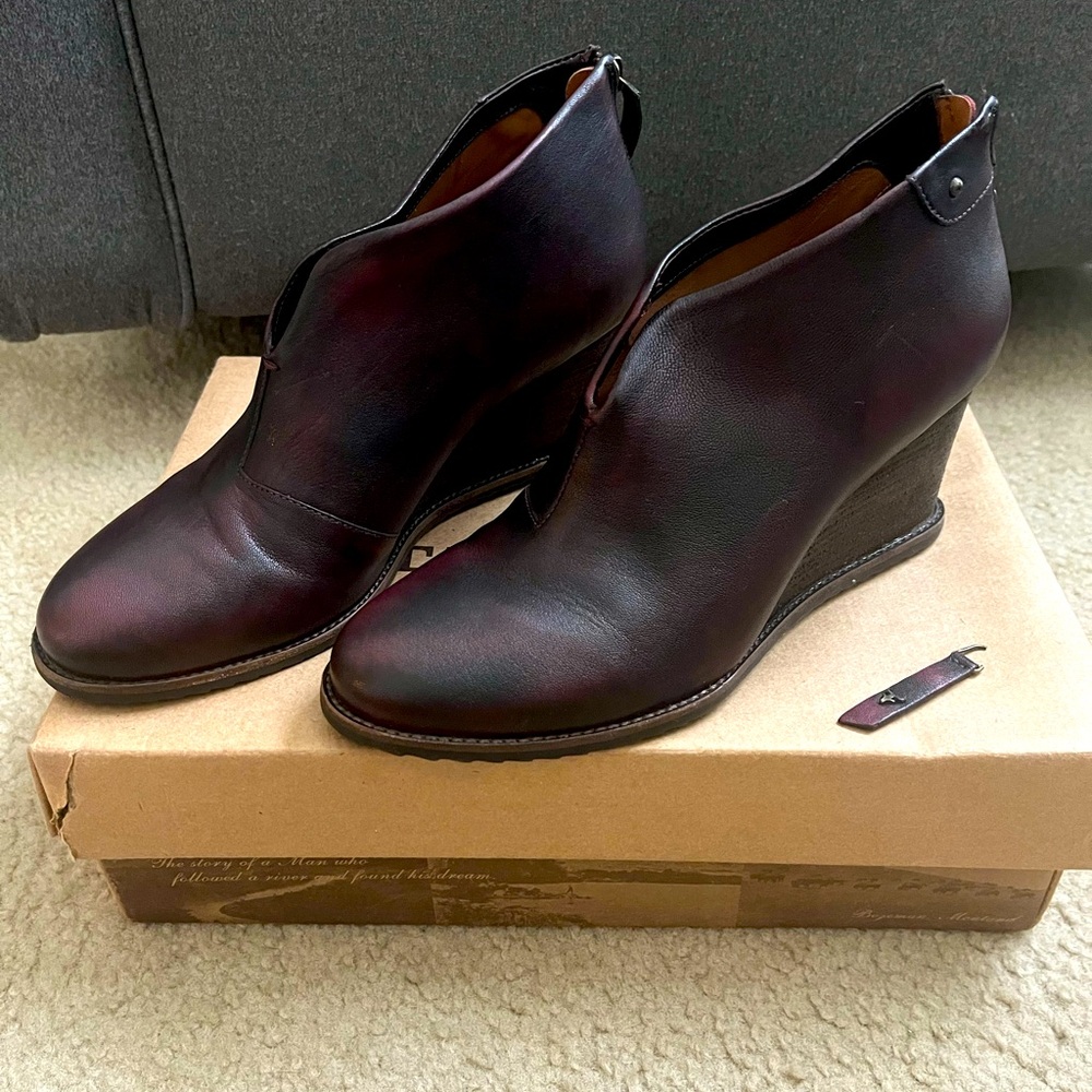 NEW Trask Tenley Wedge Ankle Boots Booties